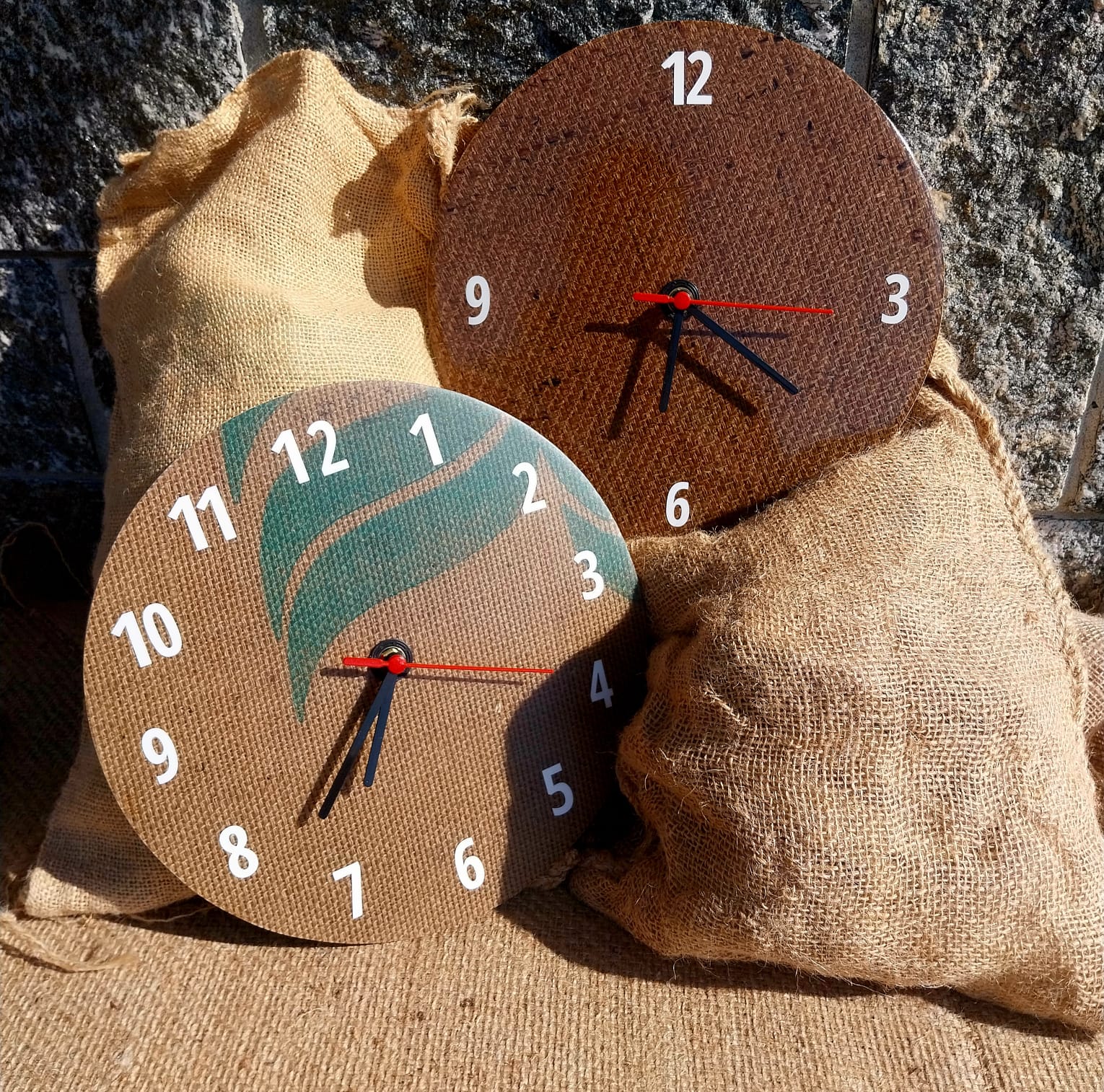 Orologio di diametro 28cm in Jutapress - Per dare un tocco naturale alla tua parete